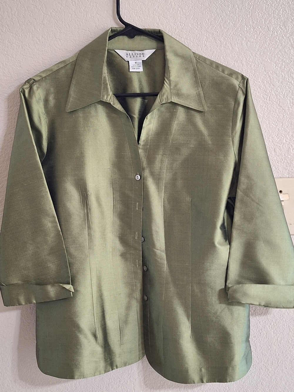 Vintage Allison Taylor SzM Olive Green Satin Button-Front Women’s Top